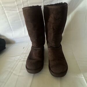 UGG Brown Sheepskin Boot